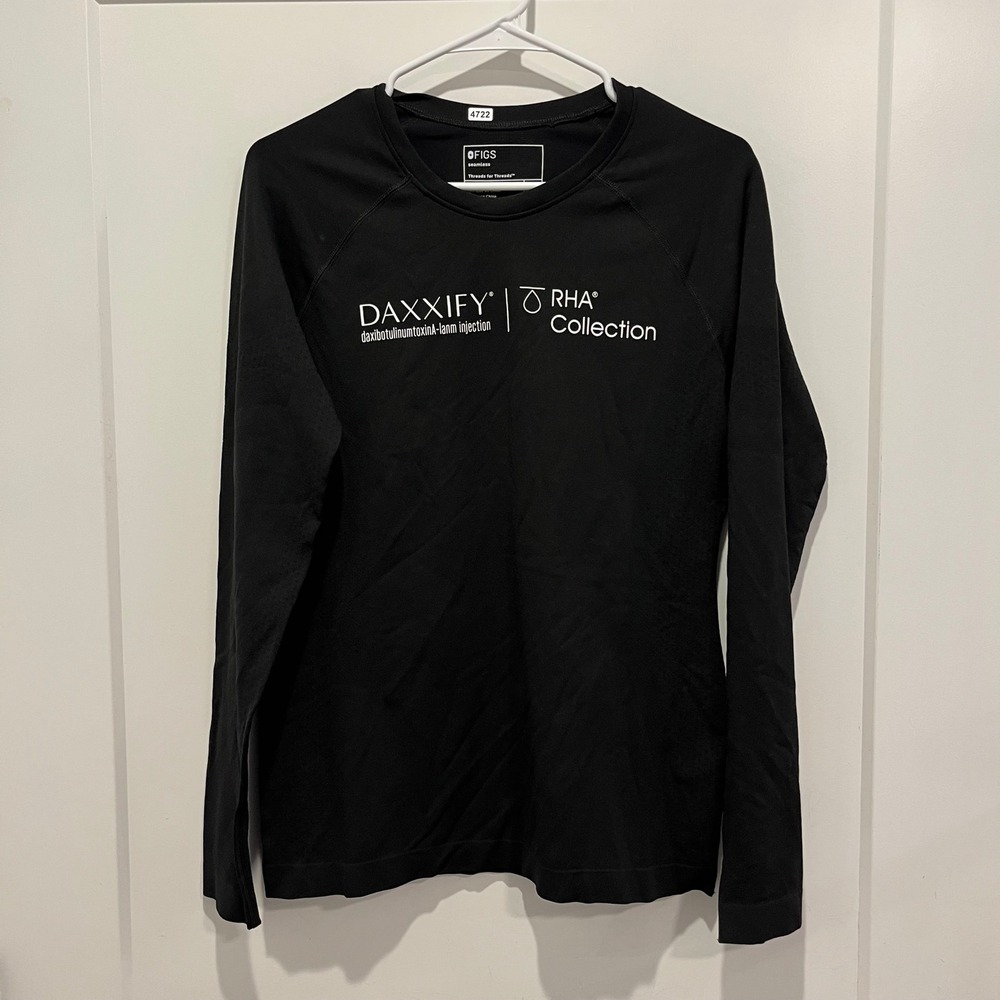 FIGS Seamless Black Long Sleeve Daxxify RHA Collection Scrub Underscrub Large